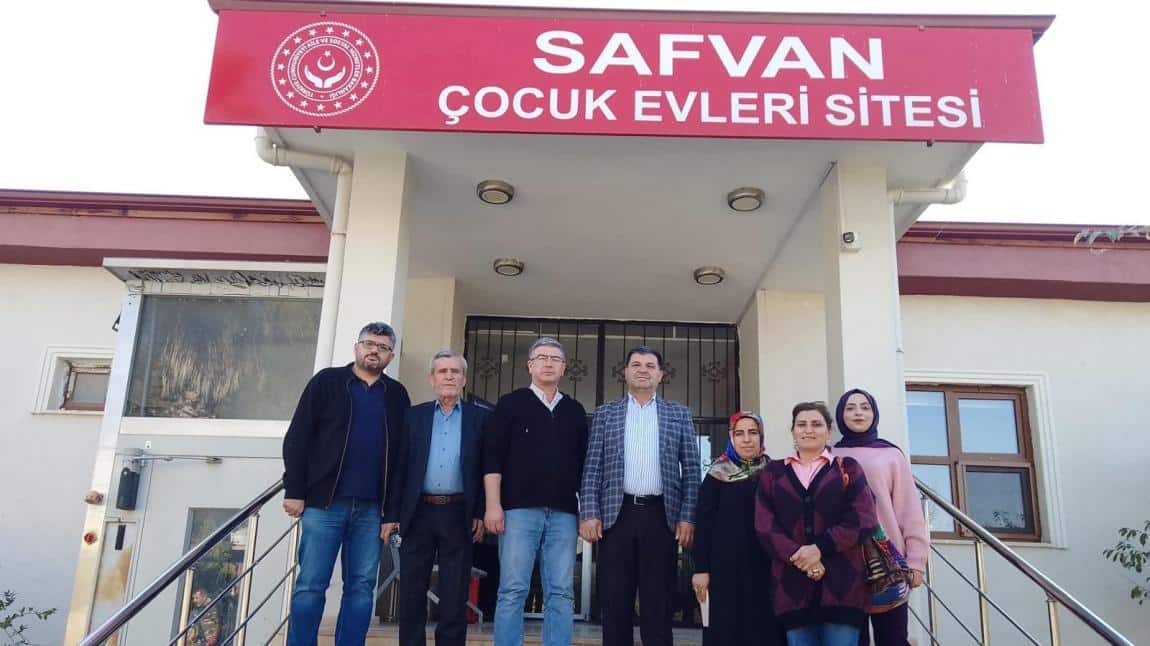 SAFVAN ÇOCUK EVLERİ SİTESİNİ ZİYARET ETTİK